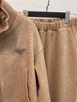 Костюм спортивный Prada Артикул BMS-136800. Вид 3