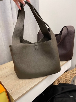 Сумка женская Yves Saint Laurent Артикул BMS-136861. Вид 3