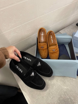 Лоферы Prada Артикул BMS-136886. Вид 2