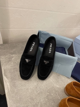 Лоферы Prada Артикул BMS-136886. Вид 3