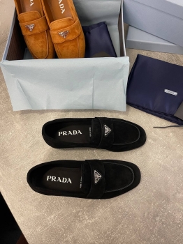 Лоферы Prada Артикул BMS-136886. Вид 1