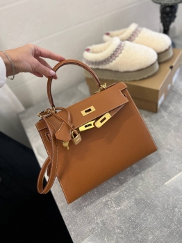 Сумка женская Kelly, 28, GHW Epsom leather Hermes Артикул BMS-136913. Вид 1