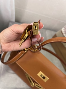 Сумка женская Kelly, 28, GHW Epsom leather Hermes Артикул BMS-136913. Вид 6