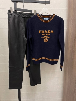  Свитер женский Prada Артикул BMS-135937. Вид 1