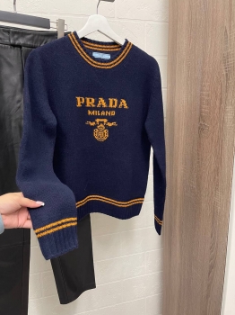  Свитер женский Prada Артикул BMS-135937. Вид 2