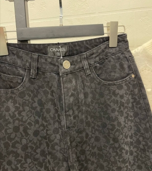 Джинсы Chanel Артикул BMS-135973. Вид 3