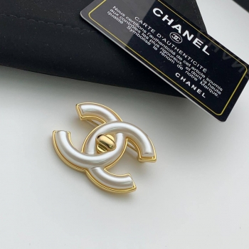 Брошь  Chanel Артикул BMS-137016. Вид 1
