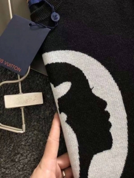 Свитер Louis Vuitton Артикул BMS-137038. Вид 4