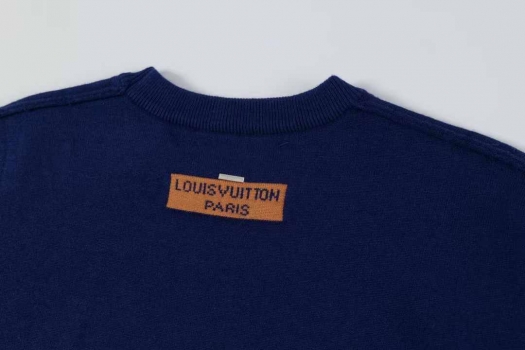 Свитер мужской Louis Vuitton Артикул BMS-137195. Вид 4
