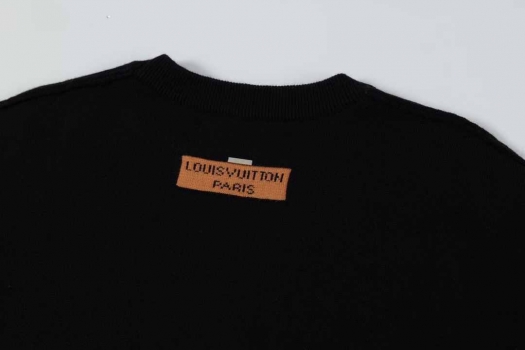 Свитер мужской Louis Vuitton Артикул BMS-137193. Вид 4