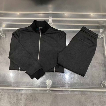 Костюм спортивный  Louis Vuitton Артикул BMS-137200. Вид 3