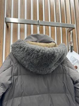 Пуховик  Brunello Cucinelli Артикул BMS-137269. Вид 3