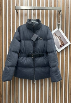 Пуховик  Prada Артикул BMS-137275. Вид 1
