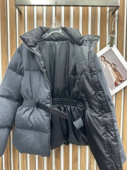 Пуховик  Prada Артикул BMS-137275. Вид 3