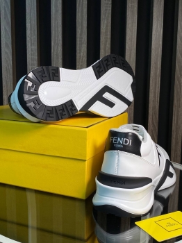 Кроссовки Fendi Артикул BMS-137313. Вид 3