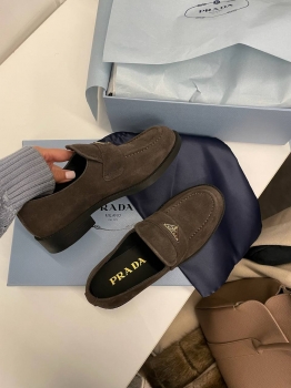 Лоферы  Prada Артикул BMS-137315. Вид 4