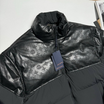 Пуховик  Louis Vuitton Артикул BMS-137334. Вид 2