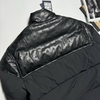 Пуховик  Louis Vuitton Артикул BMS-137334. Вид 3