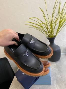 Лоферы  Prada Артикул BMS-137401. Вид 2
