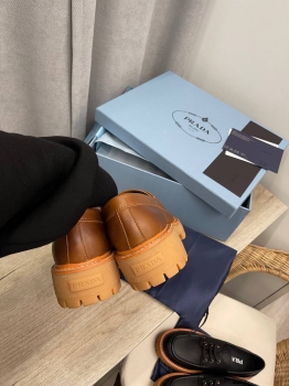 Дерби  Prada Артикул BMS-137403. Вид 3