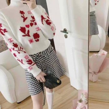 Свитер женский Chanel Артикул BMS-137432. Вид 1