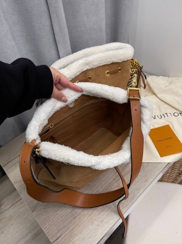 Сумка женская Louis Vuitton Артикул BMS-137452. Вид 4