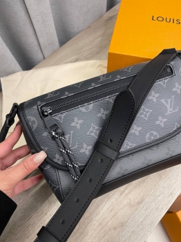 Мессенджер Louis Vuitton Артикул BMS-137457. Вид 2