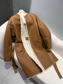 Двухсторонняя дубленка Christian Dior Артикул BMS-137480. Вид 1
