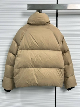Пуховик Burberry Артикул BMS-137505. Вид 3