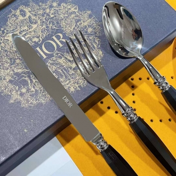 Набор столовых приборов  Christian Dior Артикул BMS-137512. Вид 1