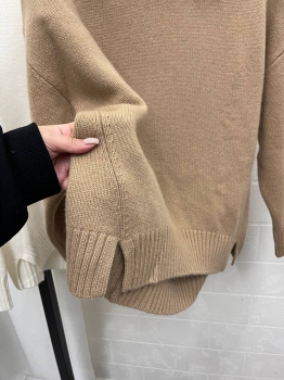 Свитер женский  Loro Piana Артикул BMS-137519. Вид 2