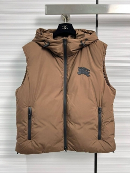 Жилет Burberry Артикул BMS-137541. Вид 1