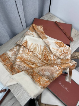 Платок Loro Piana Артикул BMS-137557. Вид 2