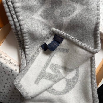 Шарф Louis Vuitton Артикул BMS-137584. Вид 2