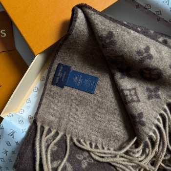 Шарф Louis Vuitton Артикул BMS-137580. Вид 2