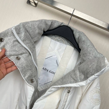 Пуховик Canada Goose  Артикул BMS-137591. Вид 3