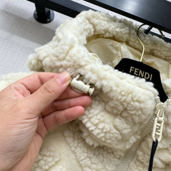 Пуховик Christian Dior Артикул BMS-137593. Вид 2