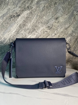 Мессенджер Louis Vuitton Артикул BMS-137601. Вид 1