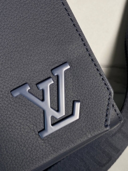 Мессенджер Louis Vuitton Артикул BMS-137601. Вид 2