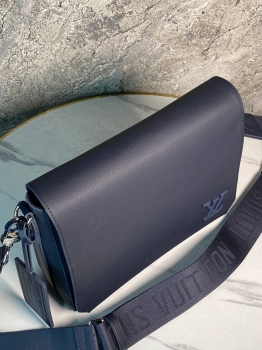 Мессенджер Louis Vuitton Артикул BMS-137601. Вид 3