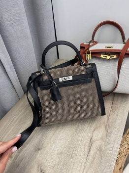 Сумка женская Kelly, 25, PHW Hermes Артикул BMS-137695. Вид 1