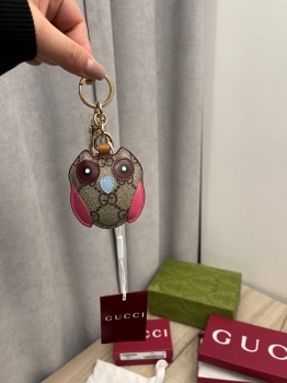 Брелок Gucci Артикул BMS-137715. Вид 2