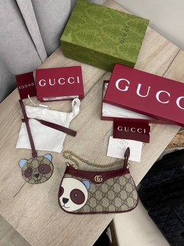Сумка женская Gucci Артикул BMS-137711. Вид 1