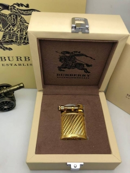 Зажигалка Burberry Артикул BMS-137760. Вид 1