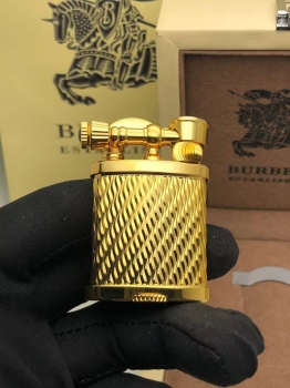 Зажигалка Burberry Артикул BMS-137760. Вид 3