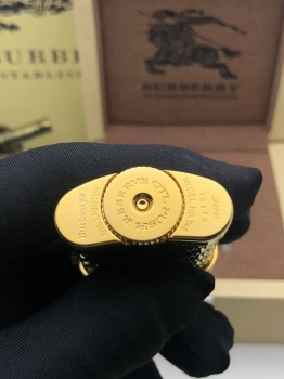 Зажигалка Burberry Артикул BMS-137760. Вид 4