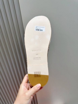 Шлепанцы Hermes Артикул BMS-137796. Вид 6