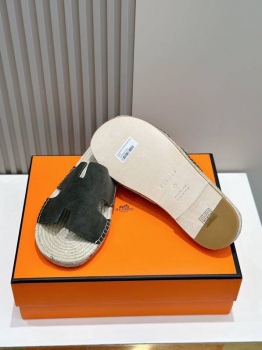 Шлепанцы Hermes Артикул BMS-137795. Вид 3
