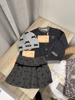 Юбка  Miu Miu Артикул BMS-137905. Вид 1