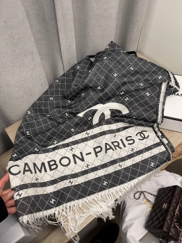 Комплект   ( рюкзак +палантин ) Chanel Артикул BMS-137877. Вид 4